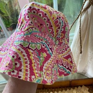 Vera Bradley Capri Melon Crusher/Resort Hat Limited Edition🌺